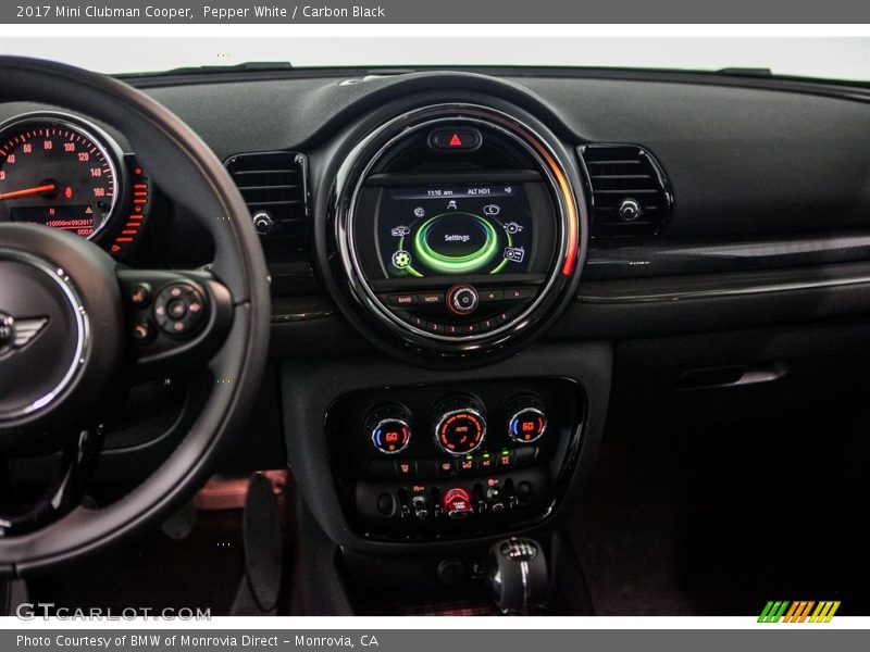 Pepper White / Carbon Black 2017 Mini Clubman Cooper