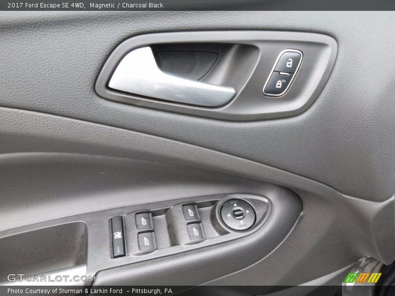 Magnetic / Charcoal Black 2017 Ford Escape SE 4WD