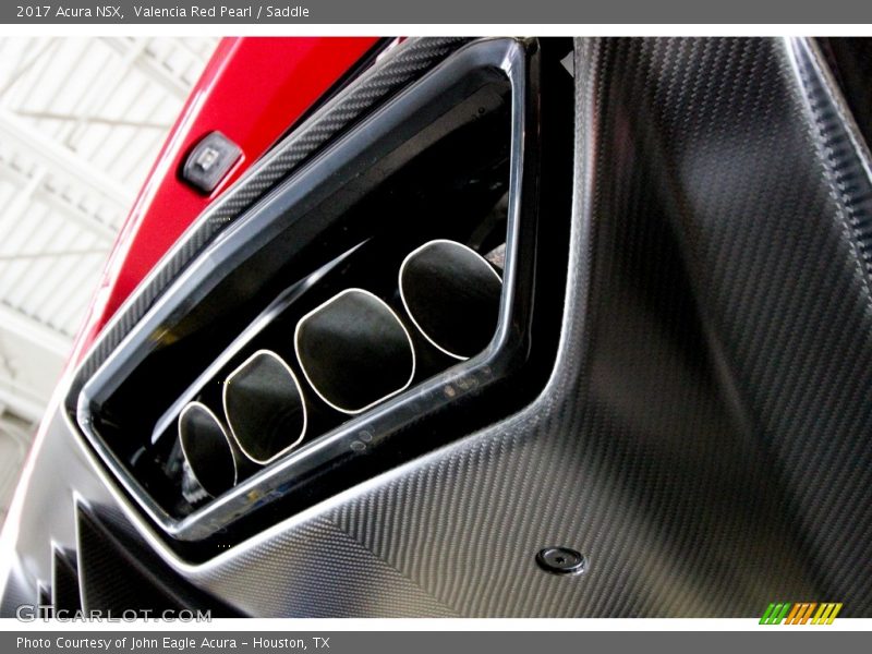 Exhaust of 2017 NSX 