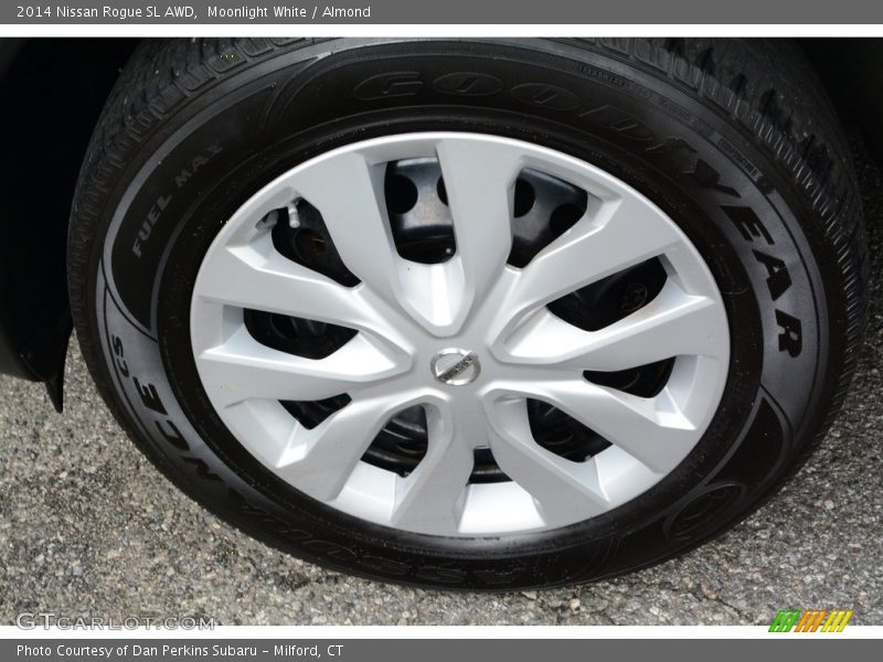 Moonlight White / Almond 2014 Nissan Rogue SL AWD