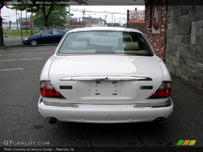 White Onyx / Cashmere 2003 Jaguar XJ XJ8