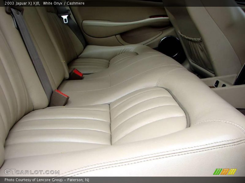 White Onyx / Cashmere 2003 Jaguar XJ XJ8
