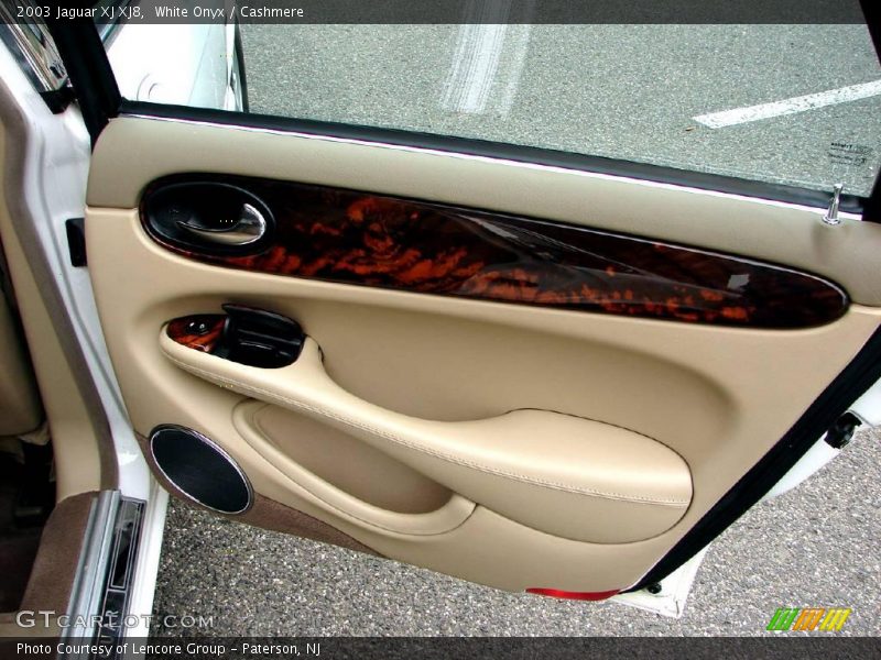 White Onyx / Cashmere 2003 Jaguar XJ XJ8