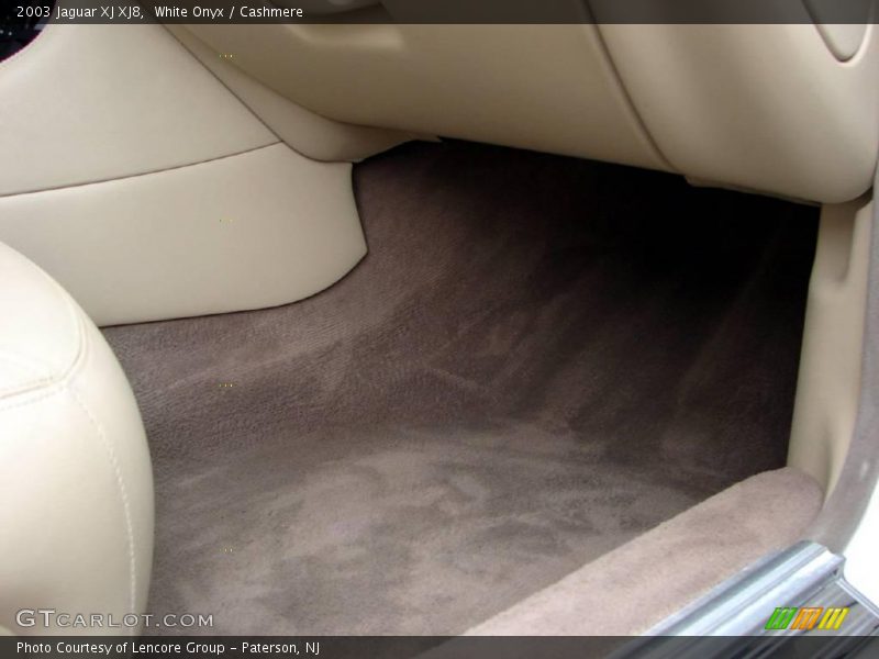 White Onyx / Cashmere 2003 Jaguar XJ XJ8