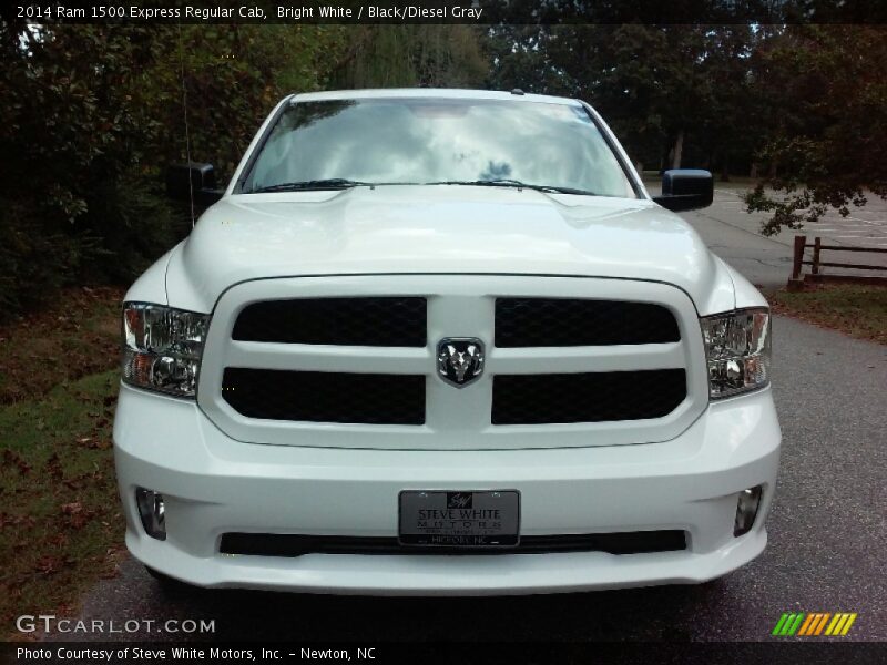 Bright White / Black/Diesel Gray 2014 Ram 1500 Express Regular Cab