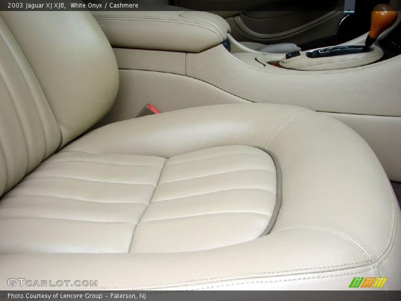 White Onyx / Cashmere 2003 Jaguar XJ XJ8