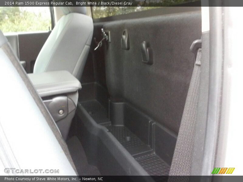 Bright White / Black/Diesel Gray 2014 Ram 1500 Express Regular Cab