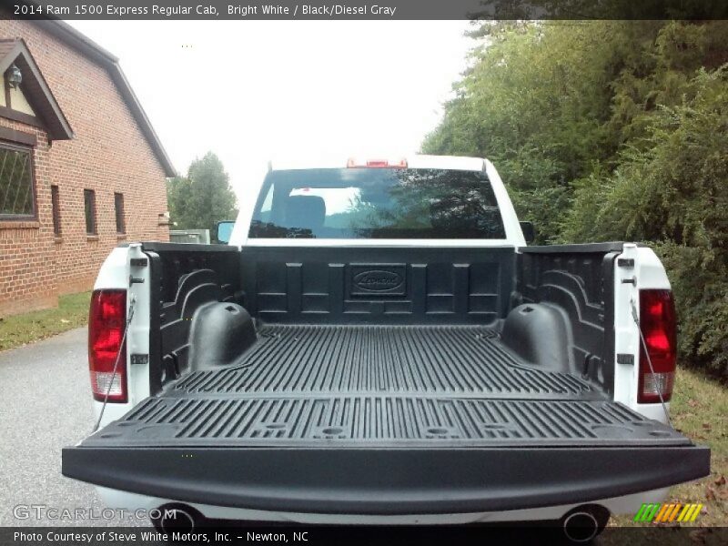 Bright White / Black/Diesel Gray 2014 Ram 1500 Express Regular Cab