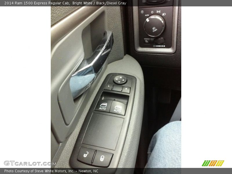 Bright White / Black/Diesel Gray 2014 Ram 1500 Express Regular Cab