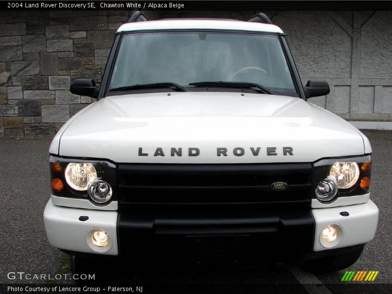 Chawton White / Alpaca Beige 2004 Land Rover Discovery SE