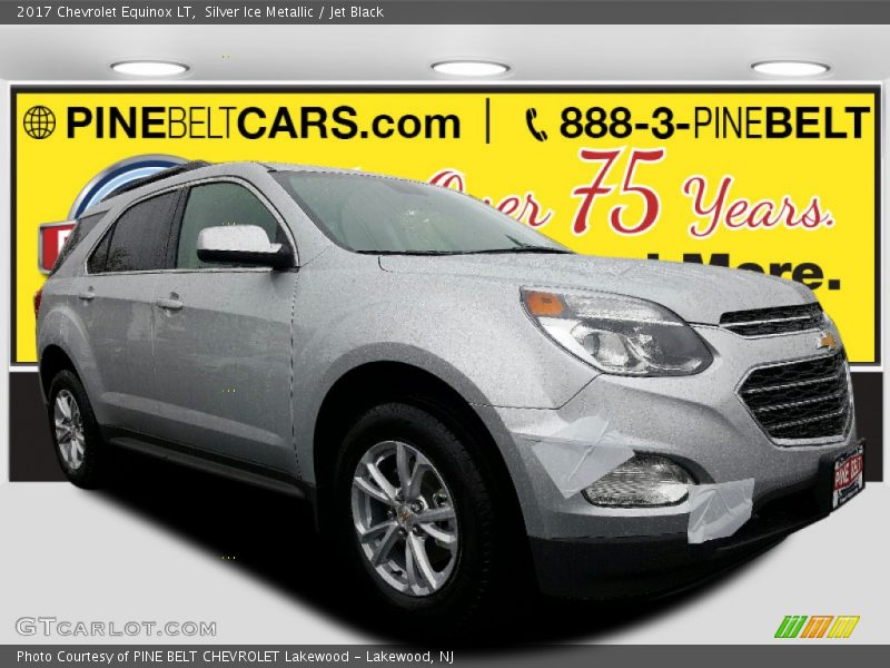 Silver Ice Metallic / Jet Black 2017 Chevrolet Equinox LT