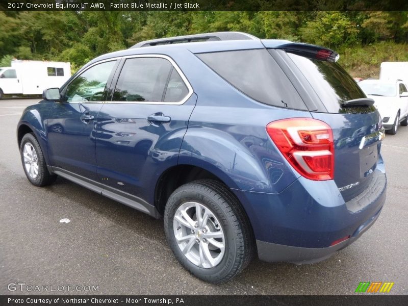 Patriot Blue Metallic / Jet Black 2017 Chevrolet Equinox LT AWD