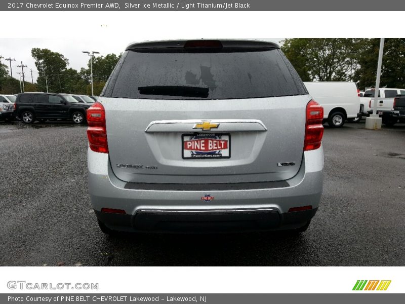 Silver Ice Metallic / Light Titanium/Jet Black 2017 Chevrolet Equinox Premier AWD