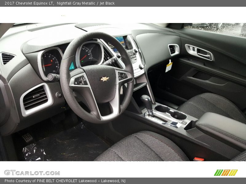 Nightfall Gray Metallic / Jet Black 2017 Chevrolet Equinox LT