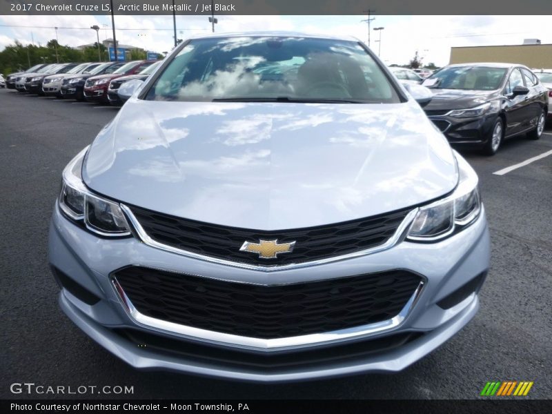 Arctic Blue Metallic / Jet Black 2017 Chevrolet Cruze LS