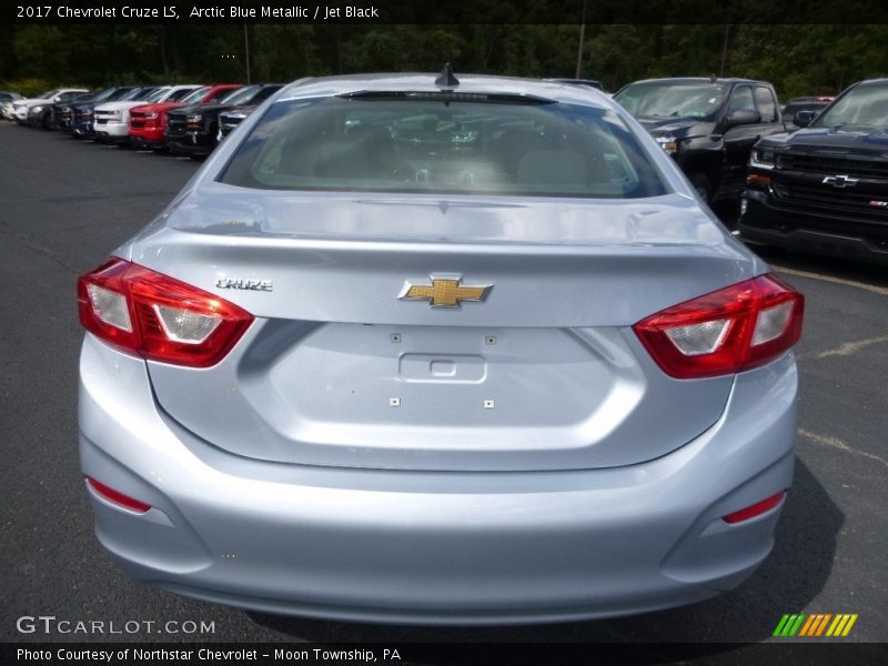 Arctic Blue Metallic / Jet Black 2017 Chevrolet Cruze LS