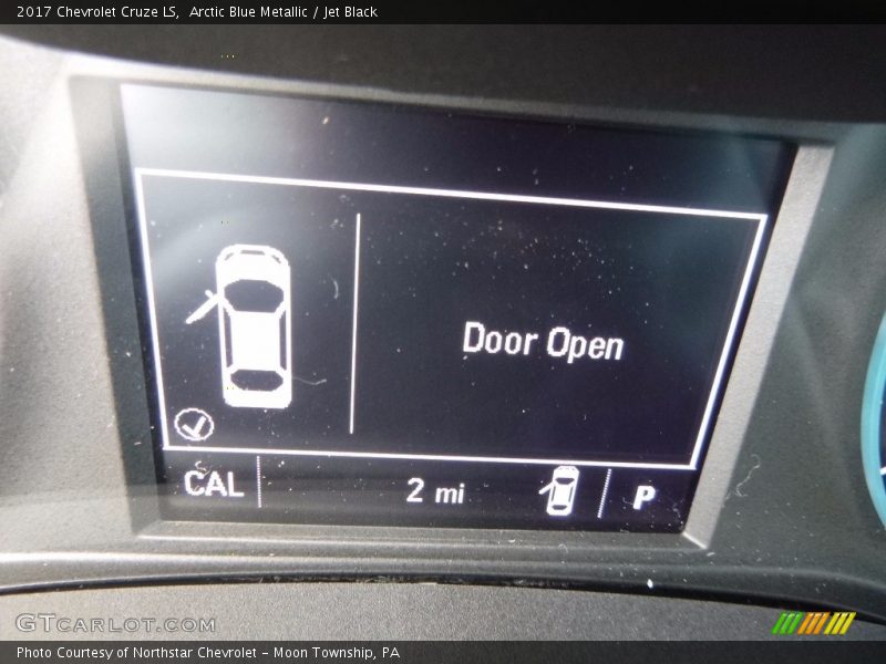 Arctic Blue Metallic / Jet Black 2017 Chevrolet Cruze LS