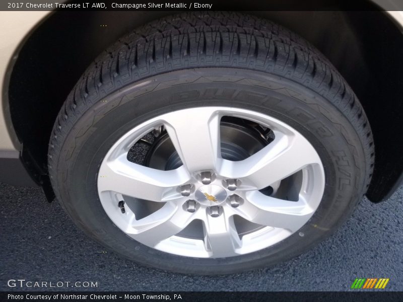 Champagne Silver Metallic / Ebony 2017 Chevrolet Traverse LT AWD