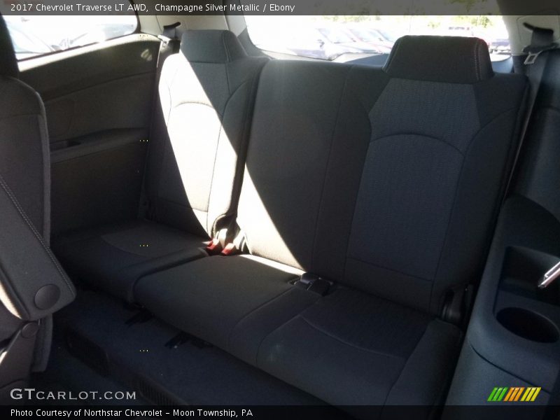 Champagne Silver Metallic / Ebony 2017 Chevrolet Traverse LT AWD