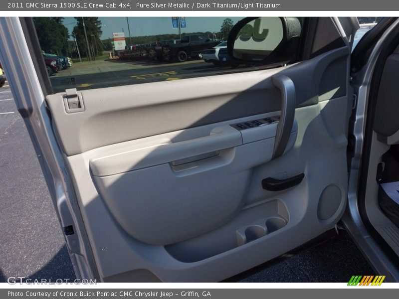 Pure Silver Metallic / Dark Titanium/Light Titanium 2011 GMC Sierra 1500 SLE Crew Cab 4x4