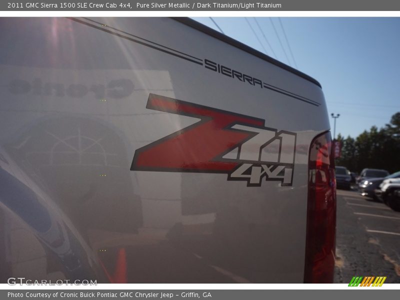 Pure Silver Metallic / Dark Titanium/Light Titanium 2011 GMC Sierra 1500 SLE Crew Cab 4x4