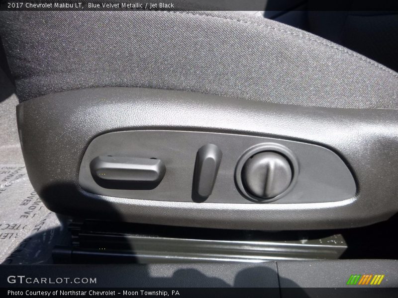 Blue Velvet Metallic / Jet Black 2017 Chevrolet Malibu LT