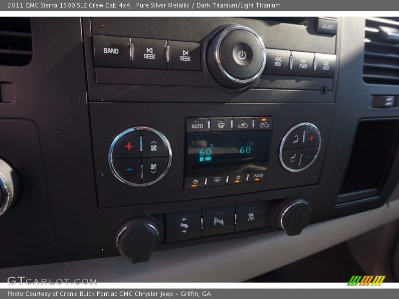 Pure Silver Metallic / Dark Titanium/Light Titanium 2011 GMC Sierra 1500 SLE Crew Cab 4x4