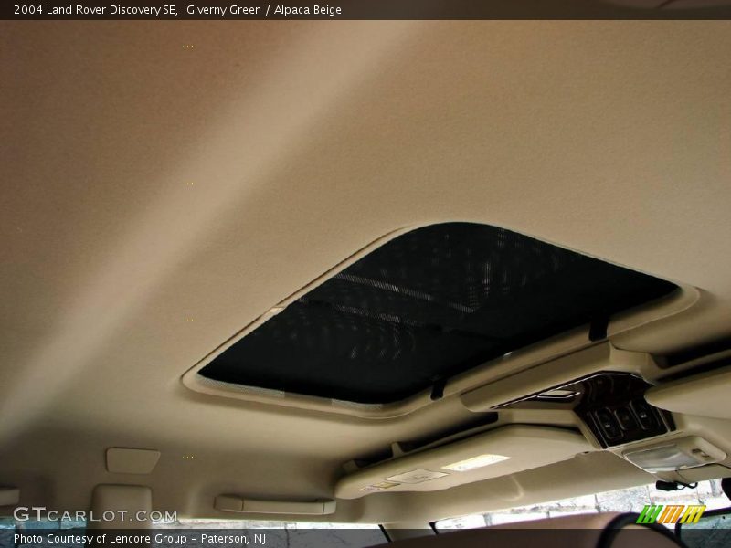 Giverny Green / Alpaca Beige 2004 Land Rover Discovery SE