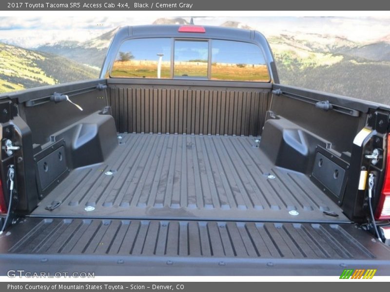 Black / Cement Gray 2017 Toyota Tacoma SR5 Access Cab 4x4