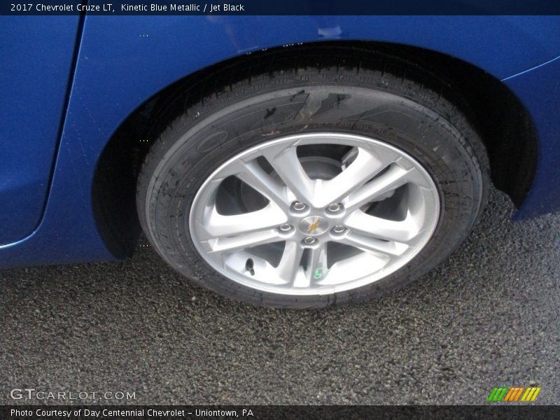 Kinetic Blue Metallic / Jet Black 2017 Chevrolet Cruze LT