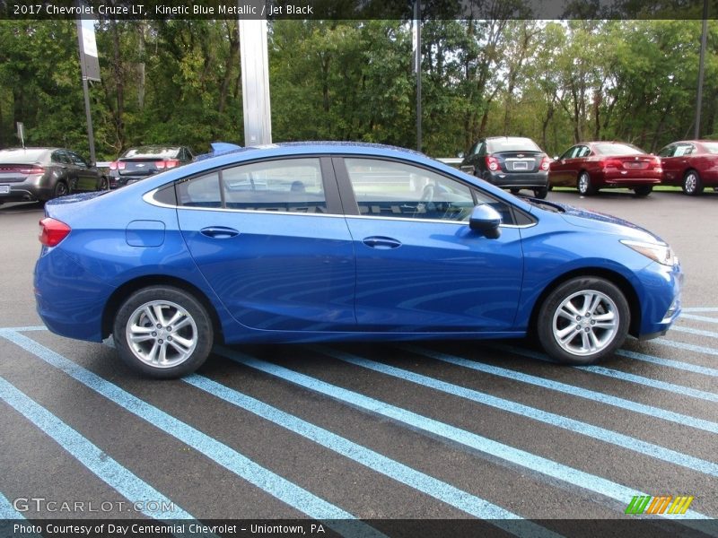 Kinetic Blue Metallic / Jet Black 2017 Chevrolet Cruze LT