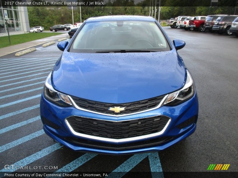 Kinetic Blue Metallic / Jet Black 2017 Chevrolet Cruze LT