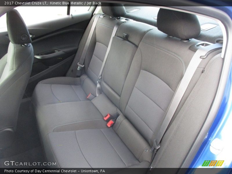 Kinetic Blue Metallic / Jet Black 2017 Chevrolet Cruze LT