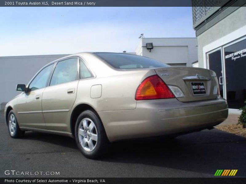 Desert Sand Mica / Ivory 2001 Toyota Avalon XLS