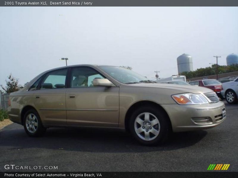 Desert Sand Mica / Ivory 2001 Toyota Avalon XLS