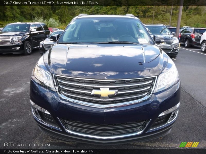 Blue Velvet Metallic / Ebony 2017 Chevrolet Traverse LT AWD