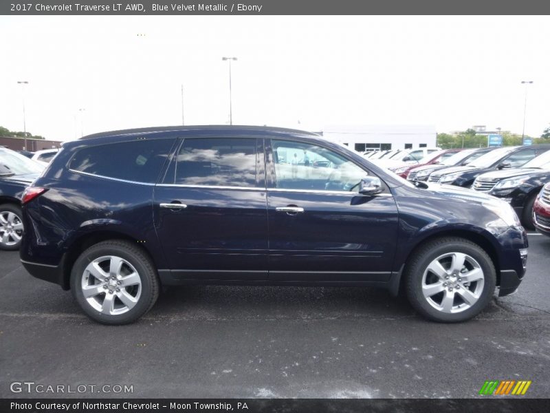 Blue Velvet Metallic / Ebony 2017 Chevrolet Traverse LT AWD