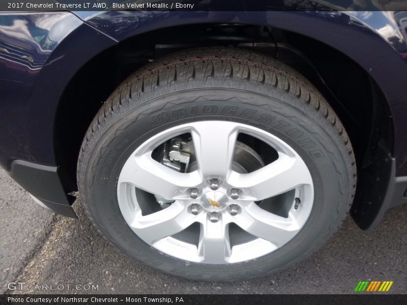 Blue Velvet Metallic / Ebony 2017 Chevrolet Traverse LT AWD
