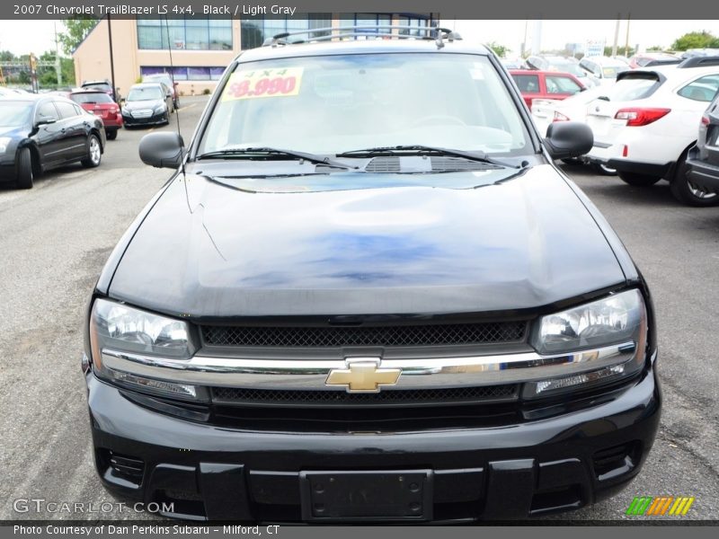 Black / Light Gray 2007 Chevrolet TrailBlazer LS 4x4