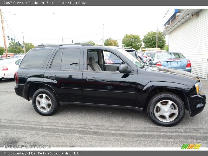 Black / Light Gray 2007 Chevrolet TrailBlazer LS 4x4