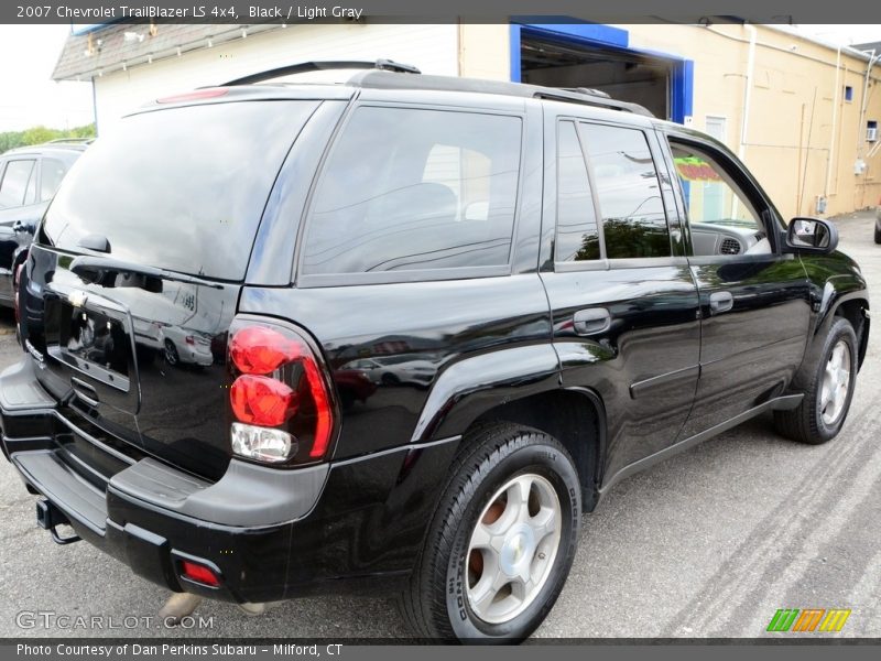 Black / Light Gray 2007 Chevrolet TrailBlazer LS 4x4