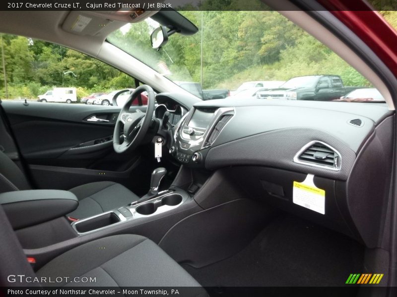 Cajun Red Tintcoat / Jet Black 2017 Chevrolet Cruze LT