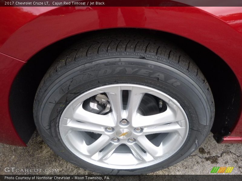 Cajun Red Tintcoat / Jet Black 2017 Chevrolet Cruze LT