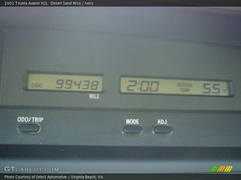 Desert Sand Mica / Ivory 2001 Toyota Avalon XLS