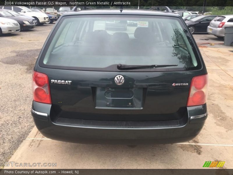 Northern Green Metallic / Anthracite 2004 Volkswagen Passat GLS Wagon