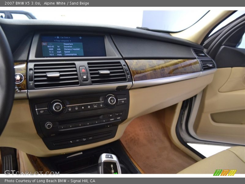 Alpine White / Sand Beige 2007 BMW X5 3.0si