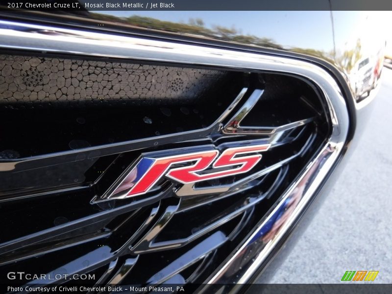 Mosaic Black Metallic / Jet Black 2017 Chevrolet Cruze LT