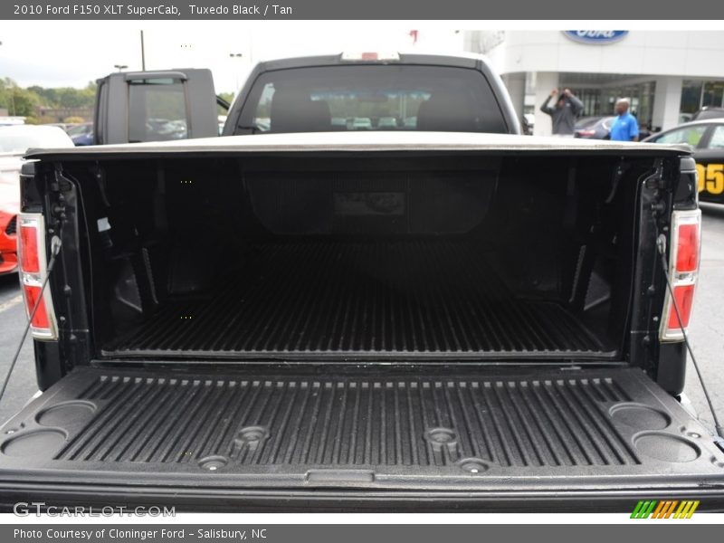 Tuxedo Black / Tan 2010 Ford F150 XLT SuperCab