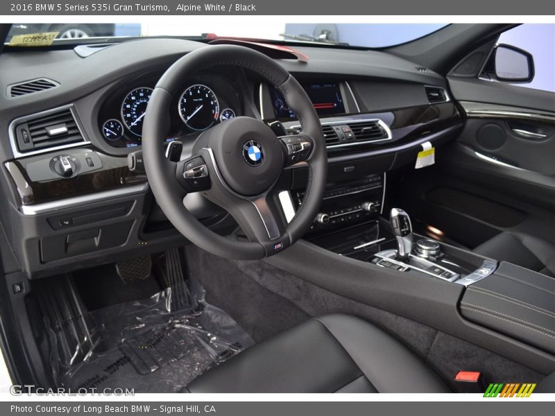 Alpine White / Black 2016 BMW 5 Series 535i Gran Turismo