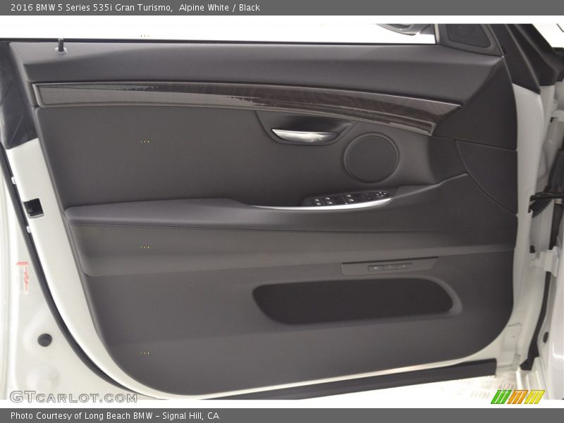 Alpine White / Black 2016 BMW 5 Series 535i Gran Turismo